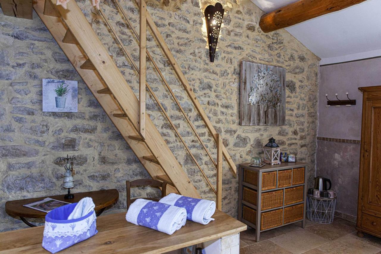 Mas Des Rabasses Bed & Breakfast Le Pontet  Exterior photo