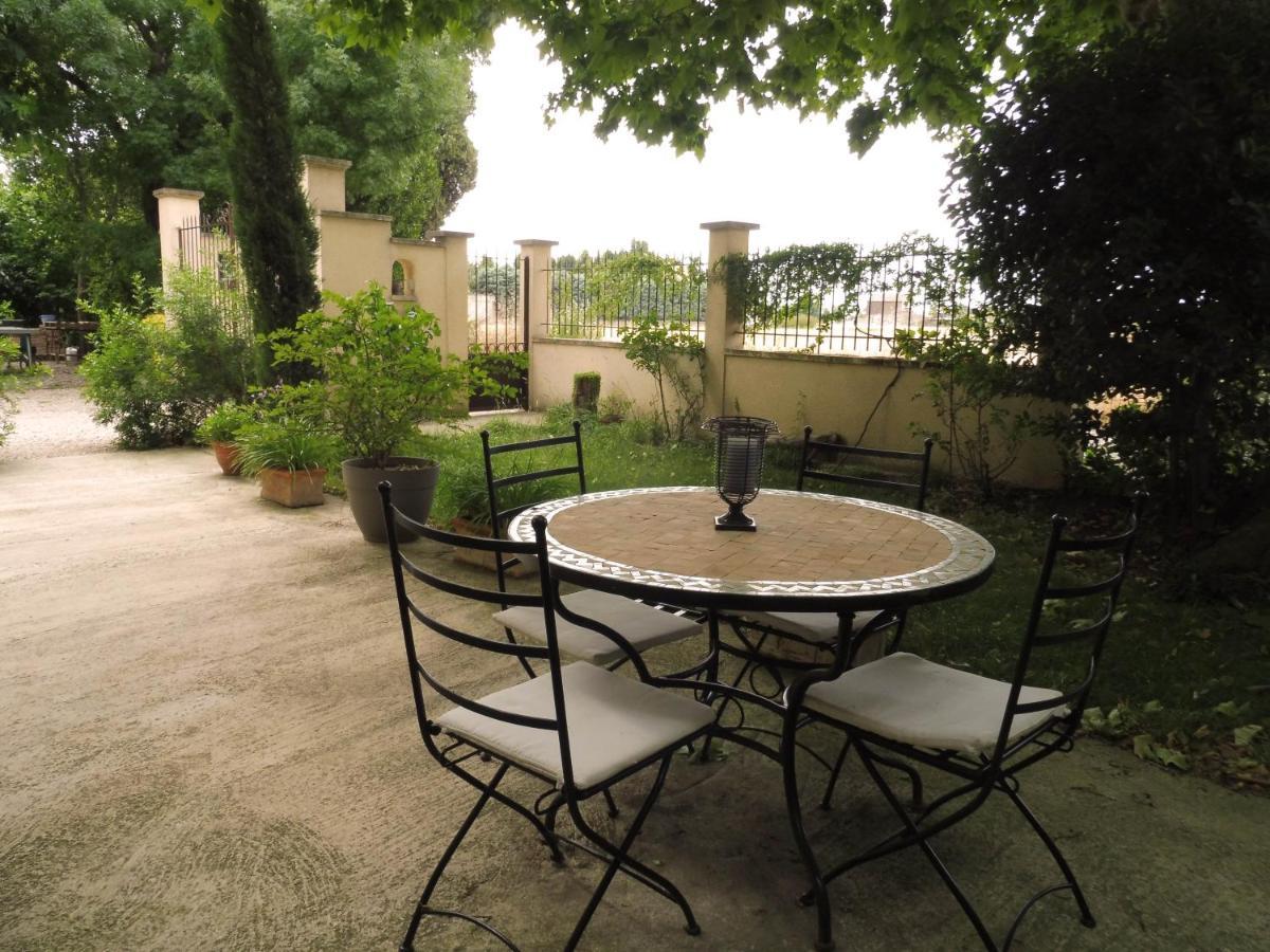 Mas Des Rabasses Bed & Breakfast Le Pontet  Exterior photo