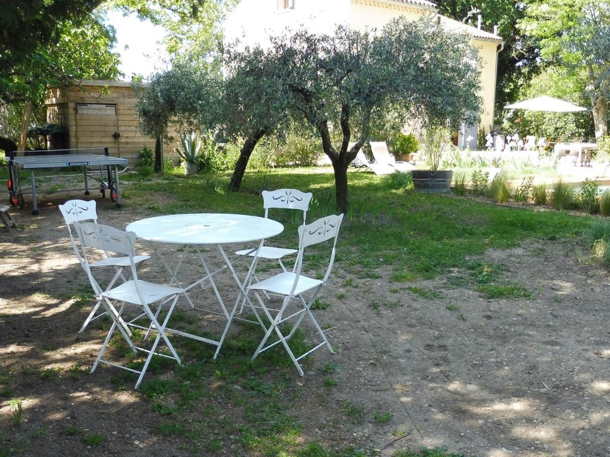 Mas Des Rabasses Bed & Breakfast Le Pontet  Exterior photo